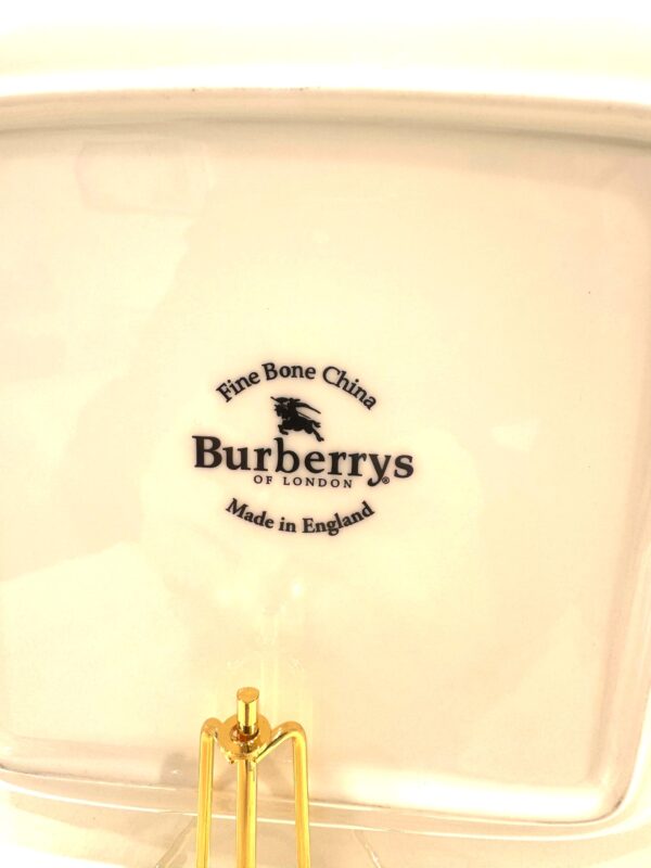 achterzijde burberry schaal achterzijde vintage Burberry's schaal