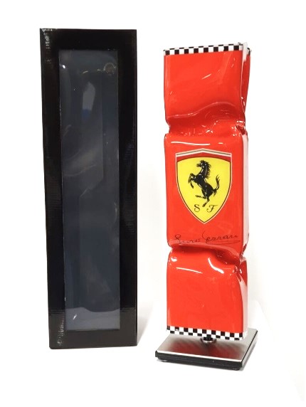 Candy Art Ferrari Candy Art Ferrari - prachtig dieprood popart sculptuur met luxe verpakking