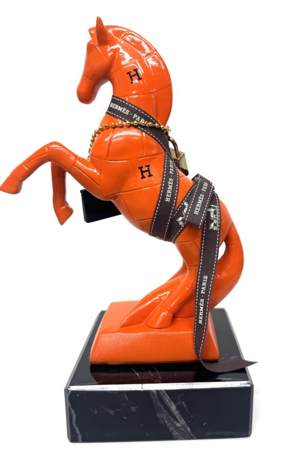 cheval orange 2 Clé du Cheval Orange