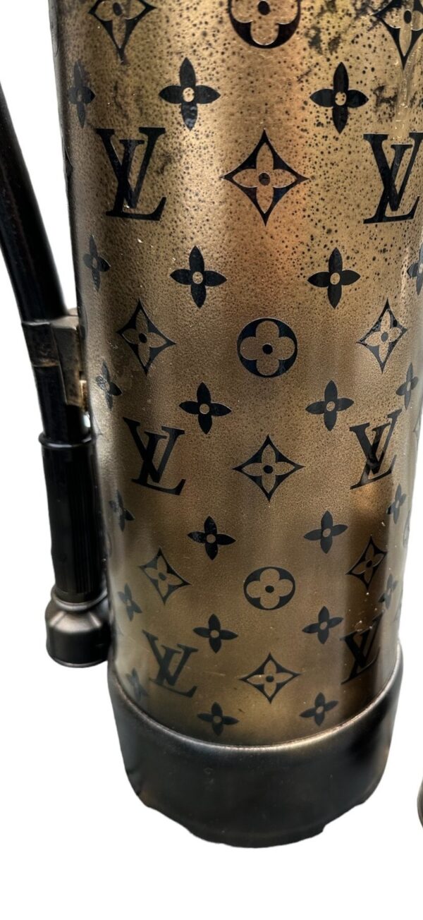 Brandblusser Louis Vuitton Brandblusser Louis Vuitton