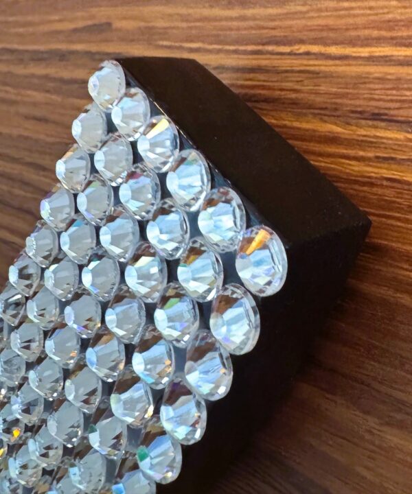 Logo Art Chanel Crystal Edition