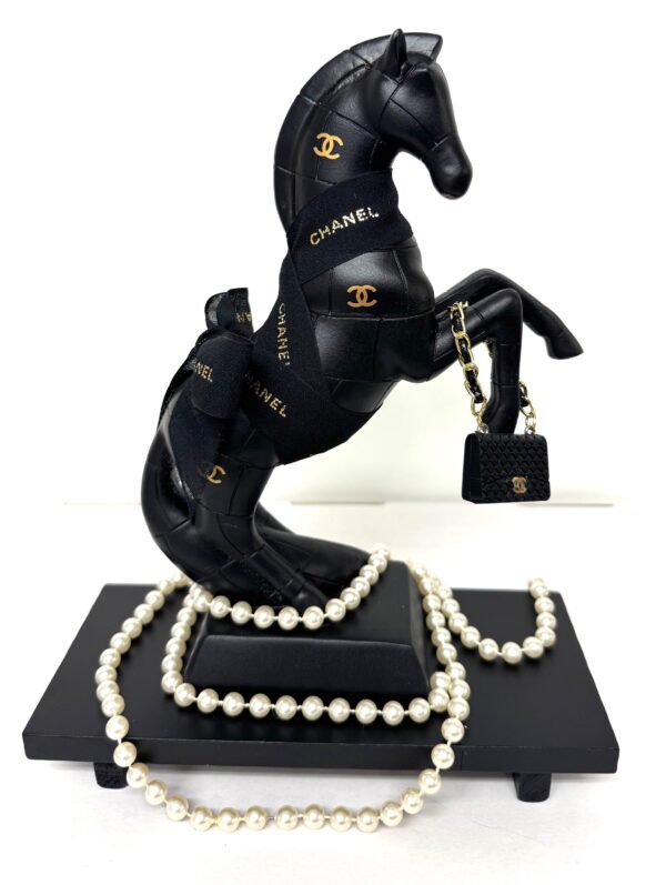 Cheval Coco - luxury art
