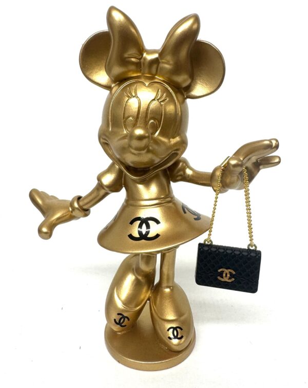 Mademoiselle Minnie Gold