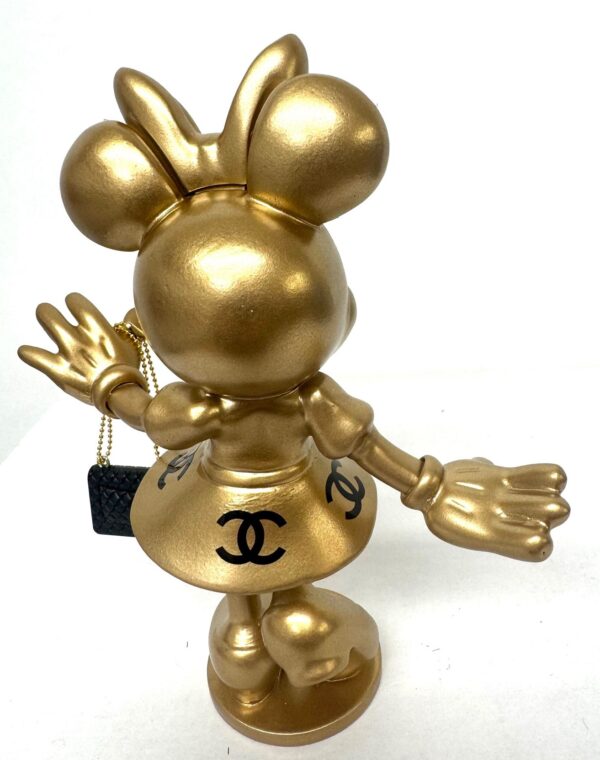 Mademoiselle Minnie Gold