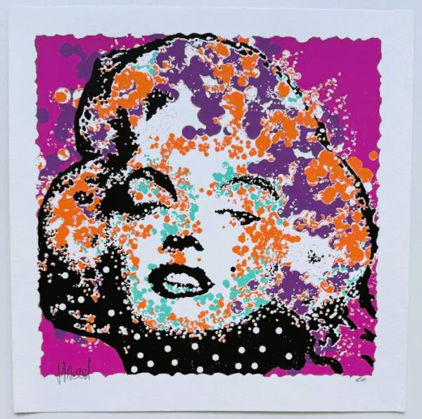 Marilyn Monroe Pink incl. lijst 50 x 50 cm.