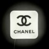 Exclusieve Chanel Logo Lichtbak – Origineel Boutique Item – Wit/Zwart