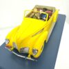 Prachtige gele cabriolet met Bobbie 1:24 - Kuifje Tintin