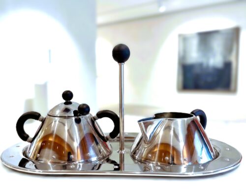 vintage allessi suikerpot, melkkannetje en serveerschaaltje