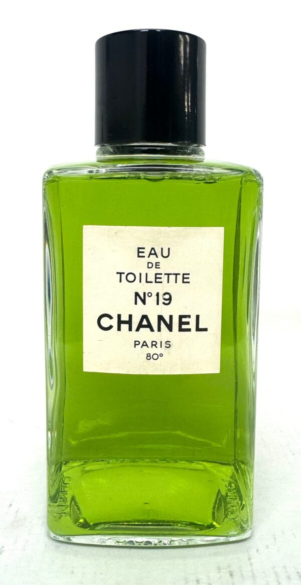 Grote Factice Fles Chanel 19 - 17 cm hoog