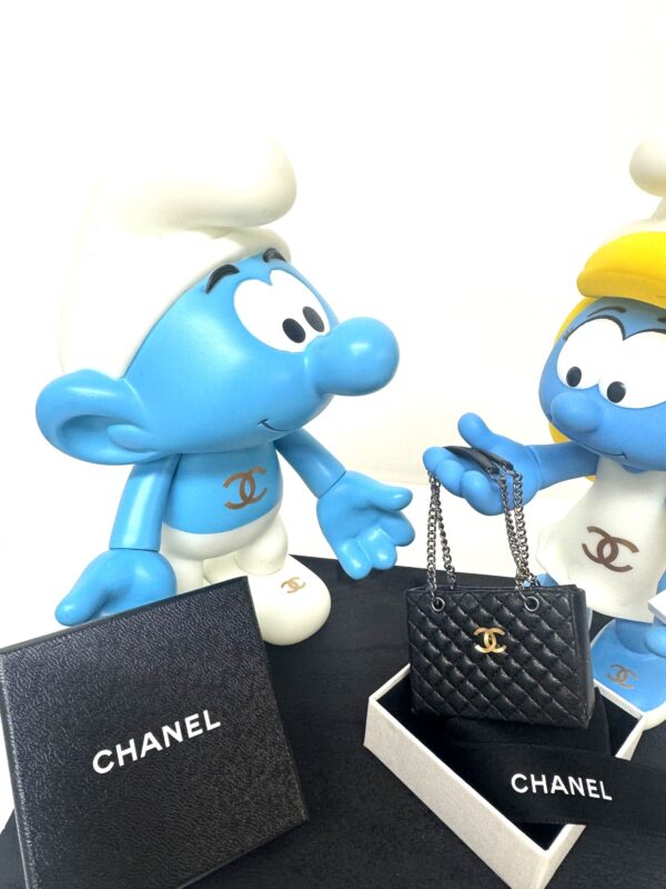 luxury present smurfin details 2 van 20 Luxury Present for Smurfin