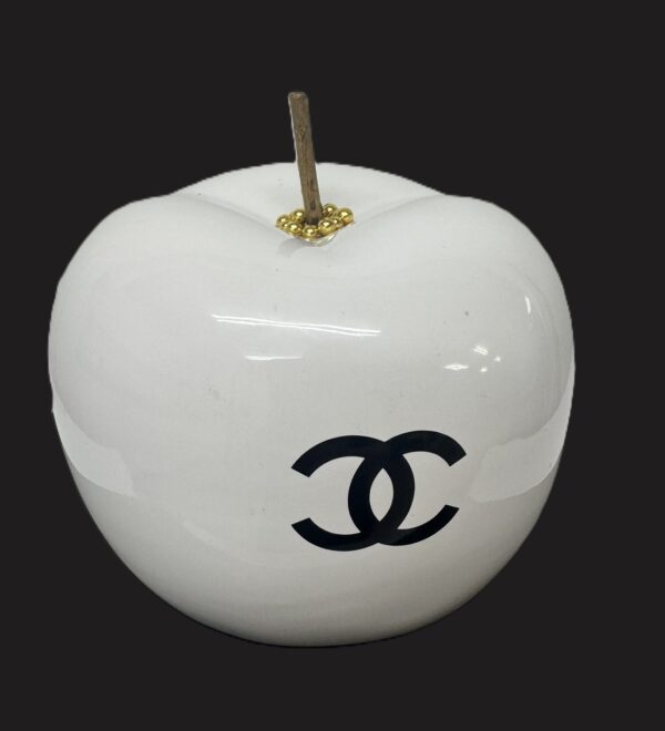 Luxury Apple CC Luxury Apple CC - keramische appel met logo van Frans Modehuis