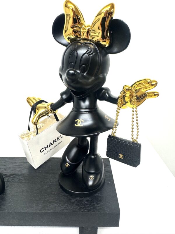minnie & Dog Noir Gold - 1 van 20 minnie detail Minnie & Dog Noir Gold- luxury set ed 2/20