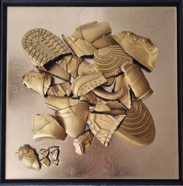 Nike Art - Mart Krijger Nike Art - prachtig 3D werk van Mart Krijger waarin een Nike Sneaker in delen wordt weergegeven