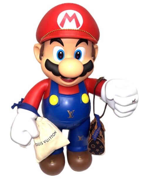 Super Luxury Mario - popart item met origineel Louis Vuitton buideltje, origineel Louis Vuitton lint en tasje in LV stijl - ca 48 cm. hoog
