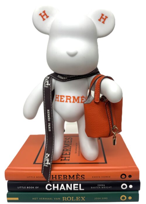 Bear Couture Hermès Blanc - premium - prachtig popart item: witte beer met origineel Hermès lint en oranje tasje