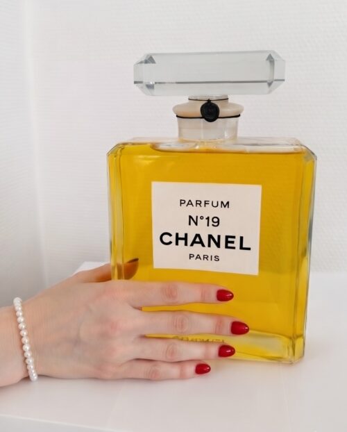 Grote vintage Chanel N°19 factice bottle in topstaat - topstuk uit jaren 70, kristalglas