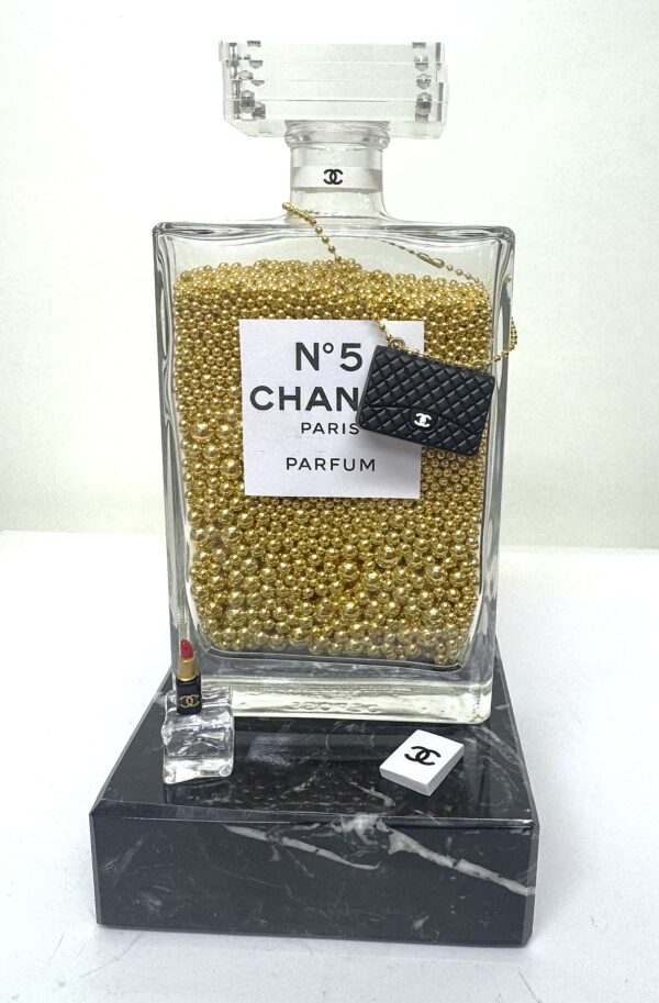 Popart Chanel Bottle Popart Chanelfles met schitterend minitasje, minilipstick en miniboekje