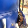 super luxury Mario in gallery met tasje lv Super Luxury Mario