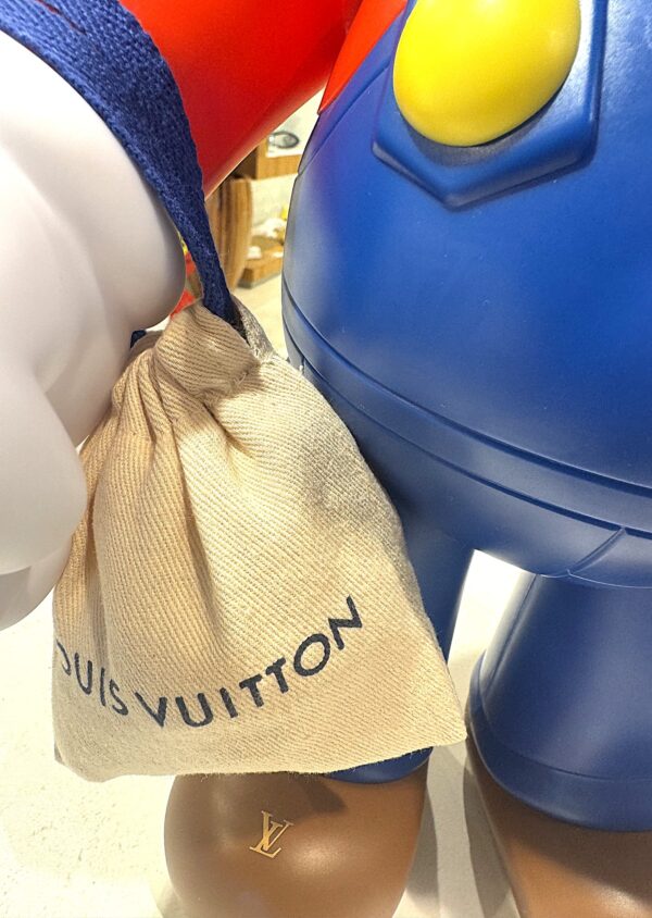 super luxury Mario in gallery zakle louis vuitton detail Super Luxury Mario