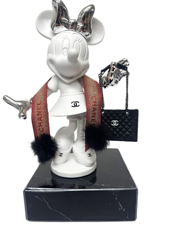 Minnie Winter Chique Blanc 20 cm.