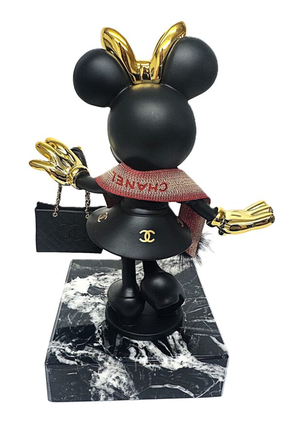 Minnie Winter Chique - Noir 20 cm.