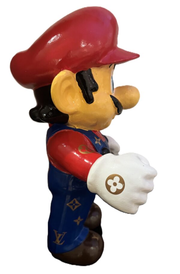 super mario lv striker zijkant Super Mario LV - Striker