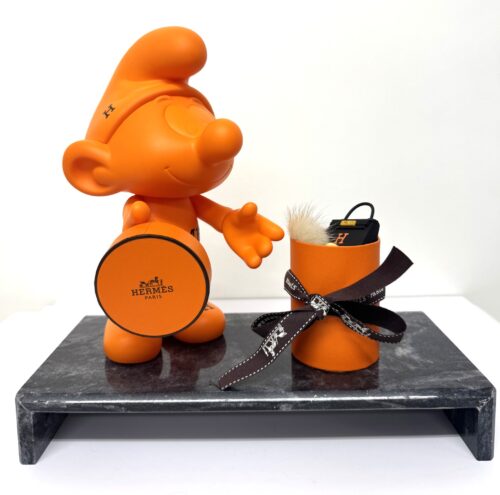 Smurf Unboxing - Orange - popart kunstwerk met verfijnde chique uitstraling voorzien van authentiek Hermès doosje